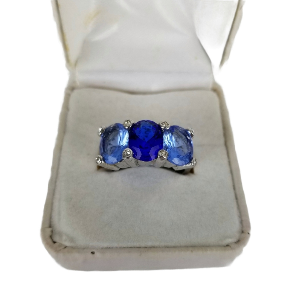 Tara Vanessa Size 9 Blue Fashion Ring NWT